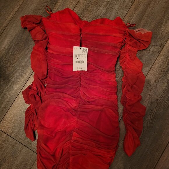 Zara red ruched dress - Picture 3 of 8